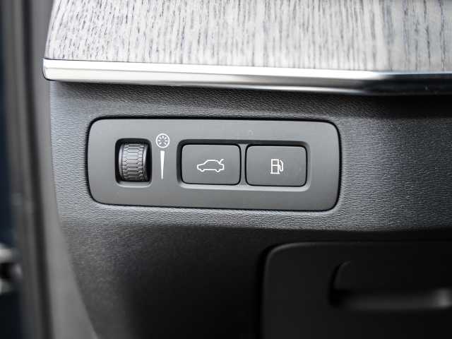 Volvo  Inscription Recharge AWD T8 Twin Engine EU6d 7-Sitzer Allrad AD digitales Cockpi