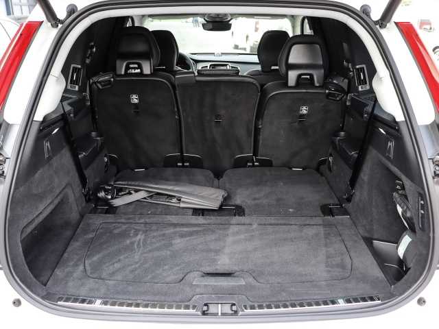 Volvo  Ultimate Bright AWD B5 Diesel EU6d 7-Sitzer Allrad HUD AD StandHZG digitales Coc