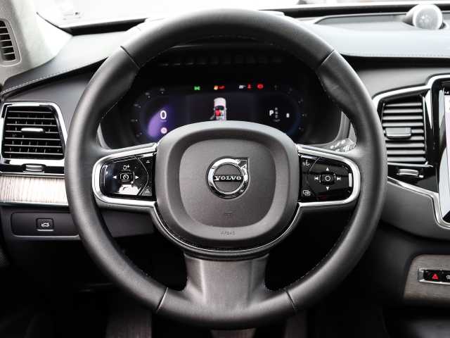 Volvo  Ultimate Bright AWD B5 Diesel EU6d 7-Sitzer Allrad HUD AD StandHZG digitales Coc
