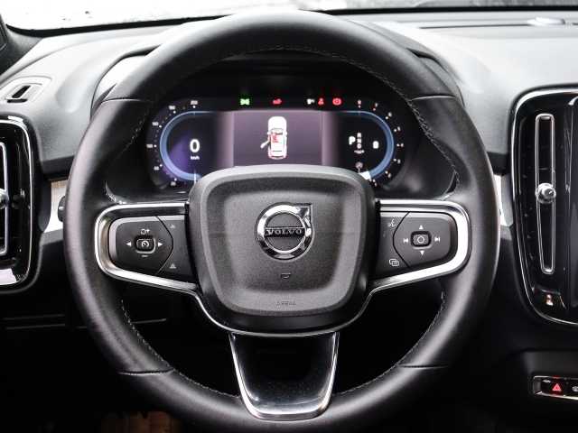 Volvo  Core 2WD B3 EU6d Navi digitales Cockpit Soundsystem LED Scheinwerferreg. El. Hec