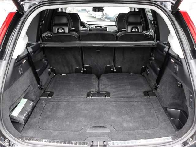 Volvo  Plus Bright AWD B5 Diesel EU6d 7-Sitzer Allrad AD StandHZG digitales Cockpit
