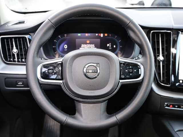 Volvo  Ultimate Dark AWD B4 Diesel EU6d Allrad HUD AD StandHZG digitales Cockpit Memory