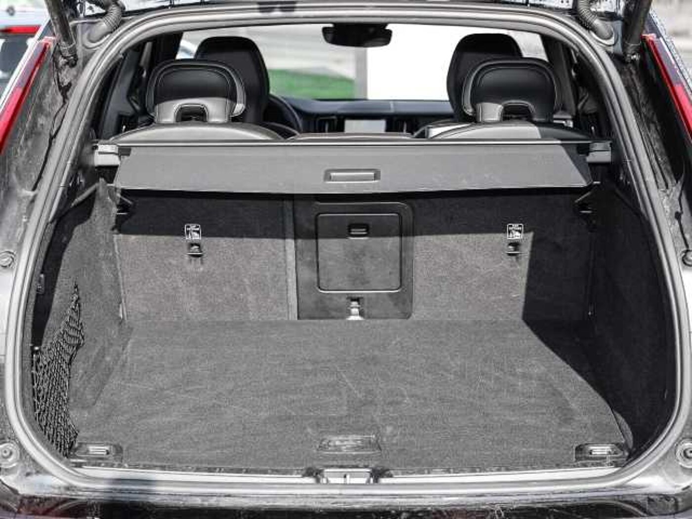 Volvo  Plus Dark AWD B4 Diesel EU6d Allrad Leder digitales Cockpit Memory Sitze Soundsy