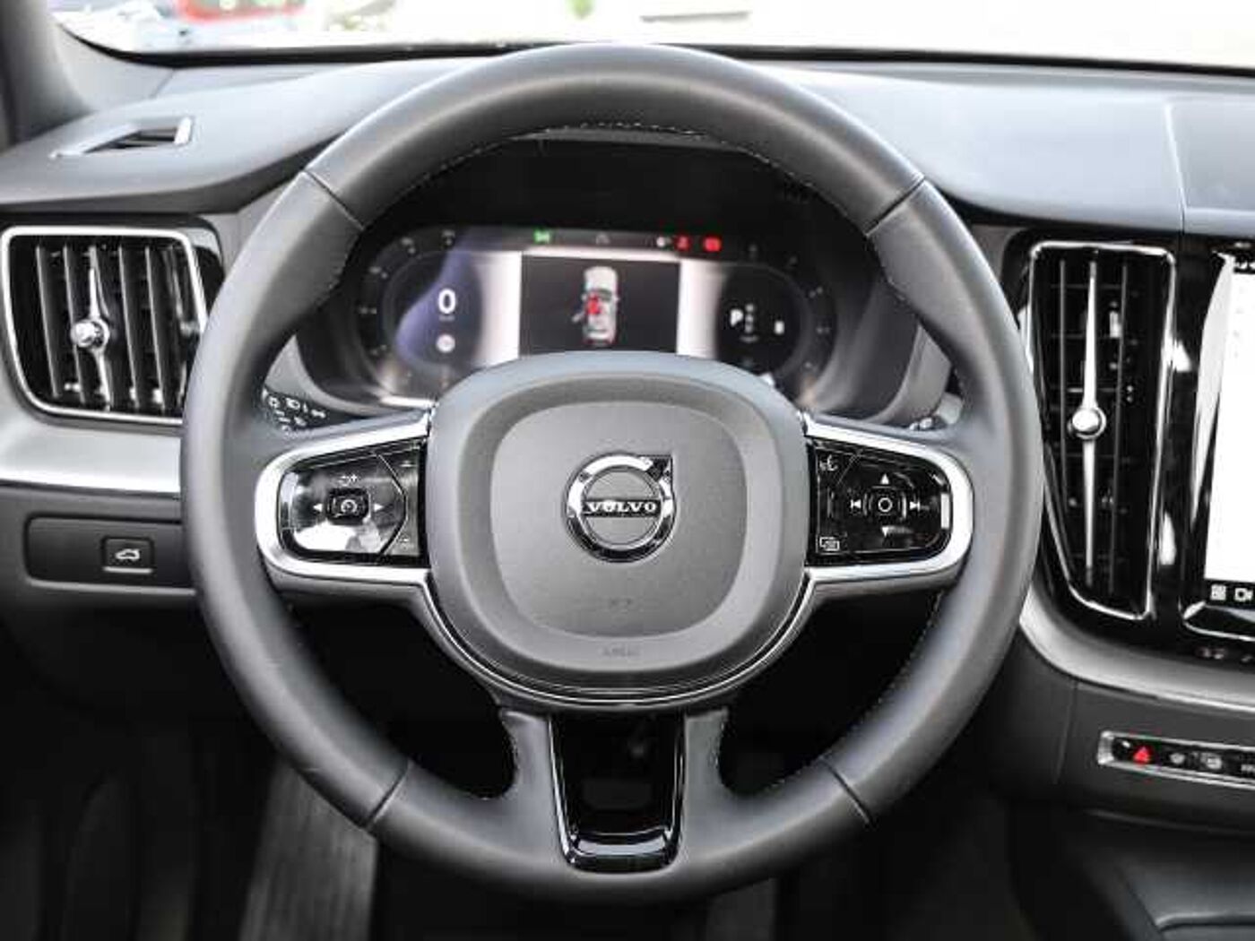 Volvo  Plus Dark AWD B4 Diesel EU6d Allrad Leder digitales Cockpit Memory Sitze Soundsy