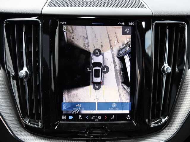 Volvo  Plus Dark AWD B5 Benzin EU6d Allrad Leder digitales Cockpit Memory Sitze Soundsy