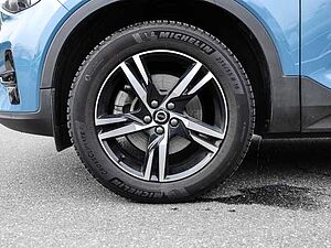Volvo  Plus Dark 2WD B3 EU6d digitales Cockpit Memory Sitze Soundsystem HarmanKardon LE