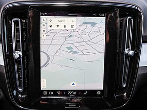 Volvo  Plus Dark 2WD B3 EU6d digitales Cockpit Memory Sitze Soundsystem HarmanKardon LE