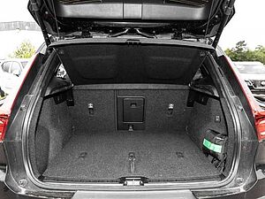 Volvo  Plus Dark 2WD B3 EU6d digitales Cockpit Memory Sitze Soundsystem HarmanKardon LE