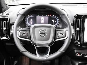 Volvo  Plus Dark 2WD B3 EU6d digitales Cockpit Memory Sitze Soundsystem HarmanKardon LE
