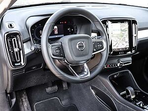 Volvo  Plus Dark 2WD B3 EU6d digitales Cockpit Memory Sitze Soundsystem HarmanKardon LE
