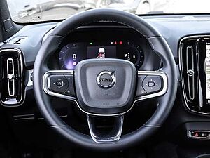 Volvo  Plus Dark 2WD B3 EU6d digitales Cockpit Memory Sitze Soundsystem HarmanKardon LE