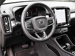 Volvo  Plus Dark 2WD B3 EU6d digitales Cockpit Memory Sitze Soundsystem HarmanKardon LE