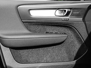Volvo  Plus Dark 2WD B3 EU6d digitales Cockpit Memory Sitze Soundsystem HarmanKardon LE