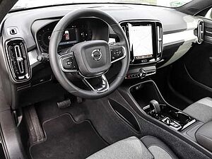 Volvo  Plus Dark 2WD B3 EU6d digitales Cockpit Memory Sitze Soundsystem HarmanKardon LE