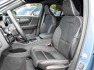 Volvo  Plus Dark 2WD B4 EU6d digitales Cockpit Memory Sitze Soundsystem HarmanKardon 36