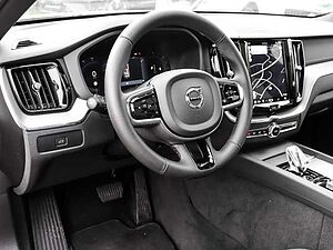Volvo  Ultimate Dark AWD B5 Benzin EU6d Allrad HUD StandHZG Leder digitales Cockpit Mem