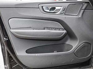 Volvo  Ultimate Dark AWD B5 Benzin EU6d Allrad HUD StandHZG Leder digitales Cockpit Mem