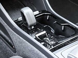Volvo  Plus Dark 2WD B4 EU6d digitales Cockpit Memory Sitze Soundsystem HarmanKardon 36