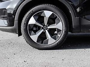 Volvo  Plus Dark 2WD B4 EU6d digitales Cockpit Memory Sitze Soundsystem HarmanKardon 36