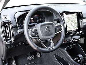 Volvo  Plus Dark 2WD B4 EU6d digitales Cockpit Memory Sitze Soundsystem HarmanKardon 36