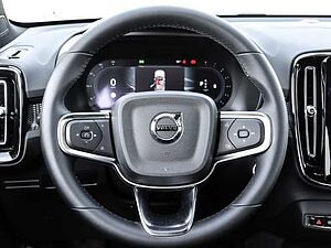 Volvo  Plus Dark 2WD B4 EU6d digitales Cockpit Memory Sitze Soundsystem HarmanKardon 36
