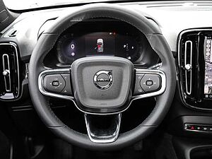 Volvo  Plus Dark 2WD B4 EU6d digitales Cockpit Memory Sitze Soundsystem HarmanKardon 36
