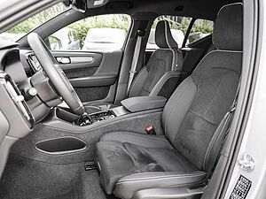 Volvo  Plus Dark 2WD B4 EU6d digitales Cockpit Memory Sitze Soundsystem HarmanKardon 36