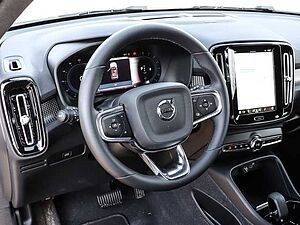 Volvo  Plus Dark 2WD B4 EU6d digitales Cockpit Memory Sitze Soundsystem HarmanKardon 36