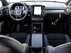 Volvo  Plus Dark 2WD B4 EU6d digitales Cockpit Memory Sitze Soundsystem HarmanKardon 36