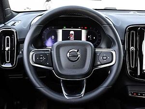 Volvo  Plus Dark 2WD B4 EU6d digitales Cockpit Memory Sitze Soundsystem HarmanKardon 36