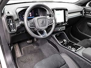 Volvo  Plus Dark 2WD B4 EU6d digitales Cockpit Memory Sitze Soundsystem HarmanKardon 36