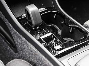 Volvo  Plus Dark 2WD B3 EU6d digitales Cockpit Memory Sitze Soundsystem HarmanKardon LE