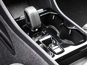 Volvo  Plus Dark Recharge Plug-In Hybrid 2WD T5 Twin Engine EU6d StandHZG Navi digitale