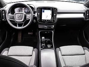 Volvo  Plus Dark Recharge Plug-In Hybrid 2WD T5 Twin Engine EU6d StandHZG Navi digitale