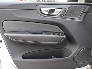 Volvo  Plus Dark AWD B5 Benzin EU6d Allrad Leder digitales Cockpit Memory Sitze Soundsy