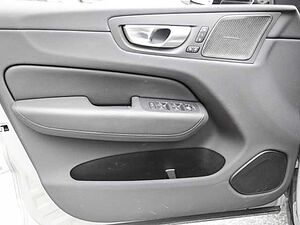Volvo  Ultimate Dark Recharge Plug-In Hybrid AWD T8 Twin Engine EU6d Allrad HUD StandHZ