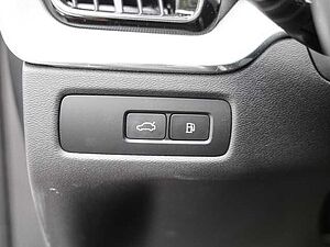 Volvo  Ultimate Dark Recharge Plug-In Hybrid AWD T8 Twin Engine EU6d Allrad HUD StandHZ