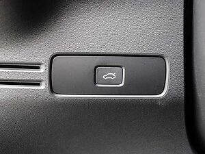 Volvo  Plus Dark 2WD B4 EU6d digitales Cockpit Memory Sitze Soundsystem HarmanKardon 36