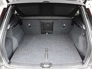 Volvo  Plus Dark 2WD B4 EU6d digitales Cockpit Memory Sitze Soundsystem HarmanKardon 36
