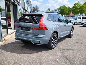 Volvo  Plus Dark AWD B5 Benzin EU6d Allrad Leder digitales Cockpit Memory Sitze Soundsy