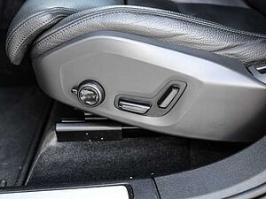 Volvo  Ultimate Dark Recharge Plug-In Hybrid AWD T8 Twin Engine EU6d Allrad HUD StandHZ