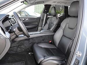 Volvo  Ultimate Dark Recharge Plug-In Hybrid AWD T8 Twin Engine EU6d Allrad HUD StandHZ