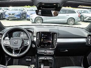 Volvo  Plus Dark Recharge Plug-In Hybrid 2WD T4 Twin Engine EU6d StandHZG Navi digitale