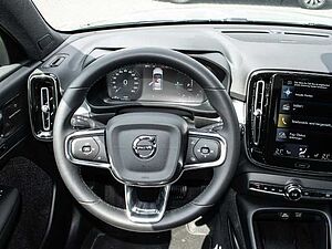 Volvo  Plus Dark Recharge Plug-In Hybrid 2WD T4 Twin Engine EU6d StandHZG Navi digitale
