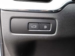 Volvo  Ultimate Dark Recharge Plug-In Hybrid AWD T8 Twin Engine EU6d Allrad HUD StandHZ