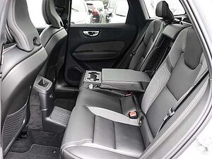 Volvo  Ultimate Dark Recharge Plug-In Hybrid AWD T8 Twin Engine EU6d Allrad HUD StandHZ