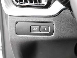 Volvo  Ultimate Dark Recharge Plug-In Hybrid AWD T8 Twin Engine EU6d Allrad HUD StandHZ