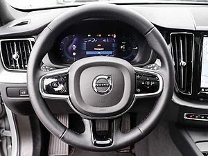 Volvo  Ultimate Dark Recharge Plug-In Hybrid AWD T8 Twin Engine EU6d Allrad HUD StandHZ