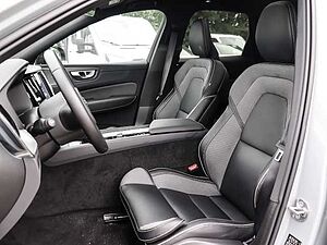 Volvo  Ultimate Dark Recharge Plug-In Hybrid AWD T8 Twin Engine EU6d Allrad HUD StandHZ