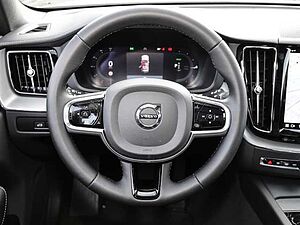Volvo  Ultimate Dark Recharge Plug-In Hybrid AWD T8 Twin Engine EU6d Allrad HUD StandHZ